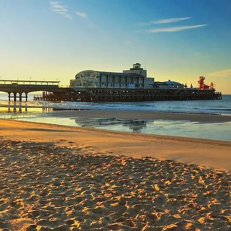 1 Bedroom Apartment In Bournemouth, Free Parking Exterior photo